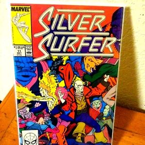 SILVER SURFER #11 / 1ST APPEARANCES ISSUE! NM